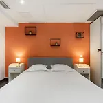 Coeur Urbain Apartments - Saint Charles Apartment *